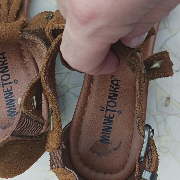 Minnetonka women's leather fringe sandals size 7 - Picture 9 of 9